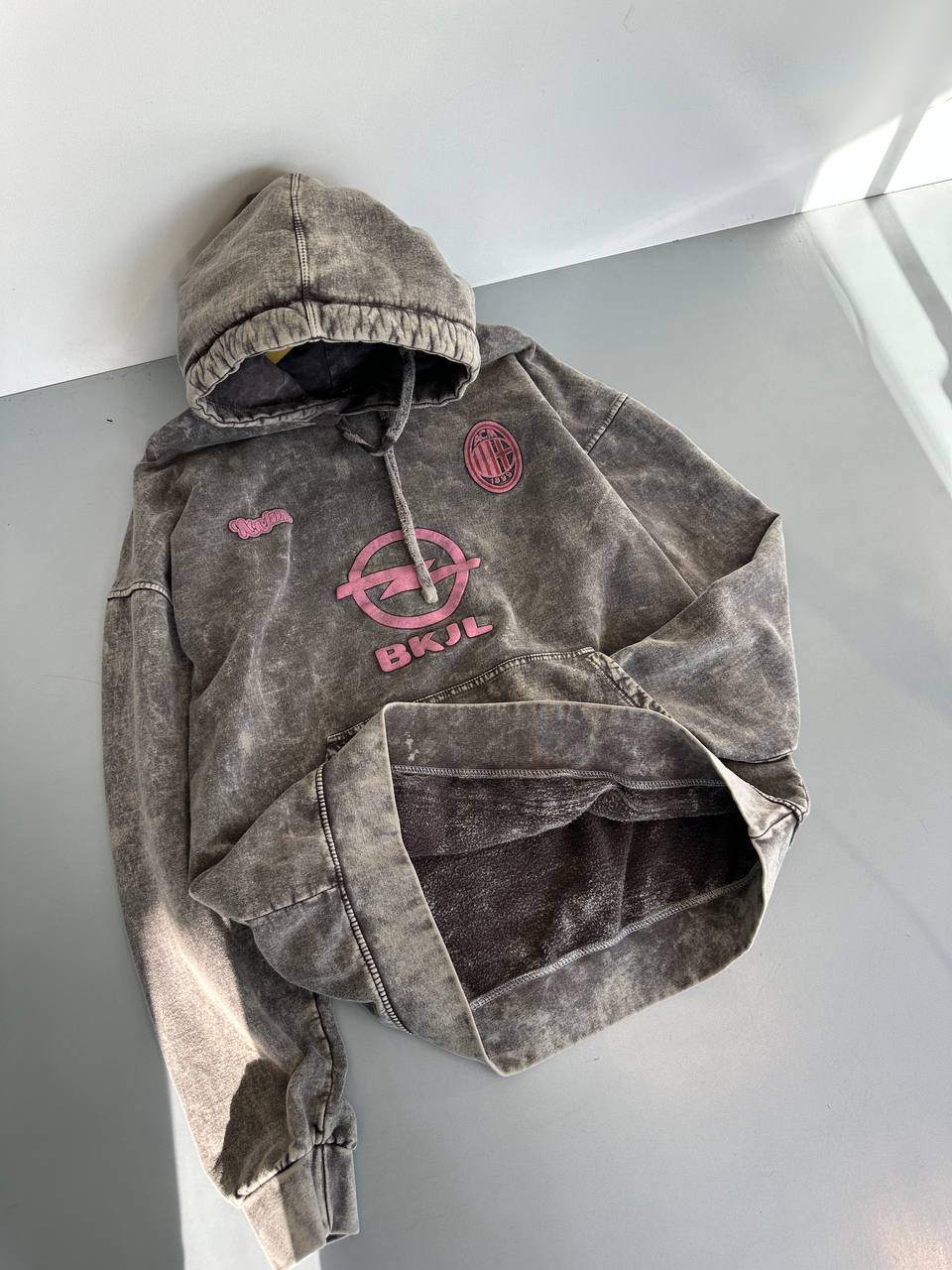 هودی سنگشور آث میلان 